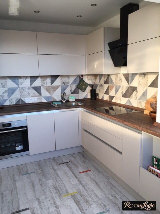 110 square feet kitchen design