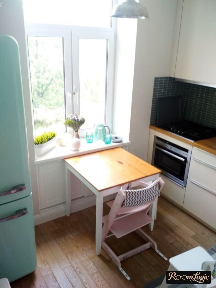 65-square-foot kitchen dimensions and plan in a tiny apartment