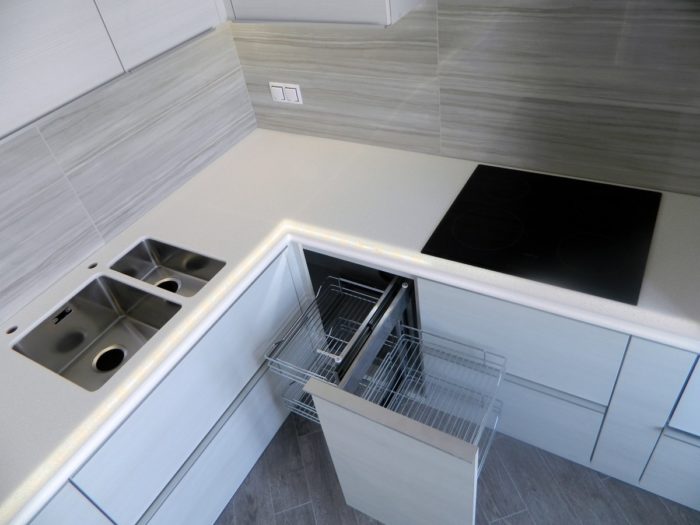 backsplash for kitchen made of tile
