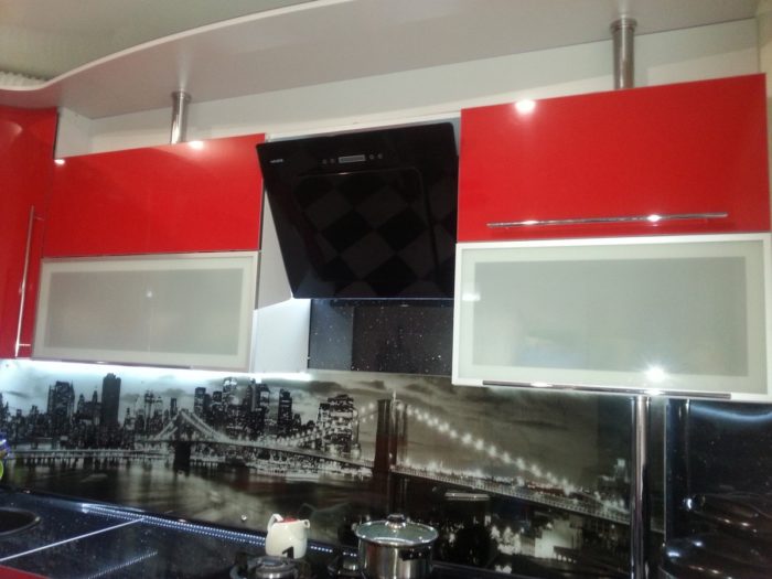backsplash panel with glass and photo of a night city