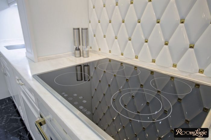 backsplash with carriage tension strap in classical kitchen