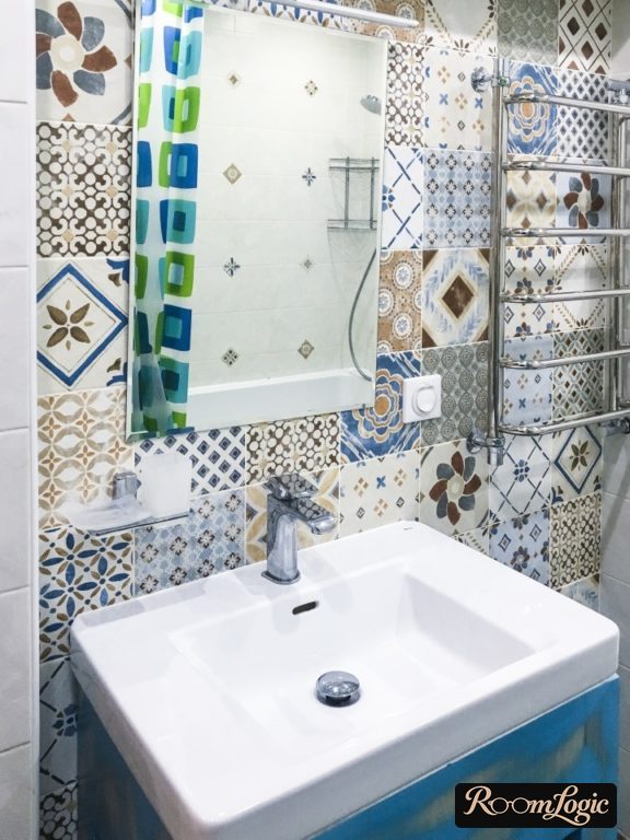 beautiful patchwork tile bathroom design