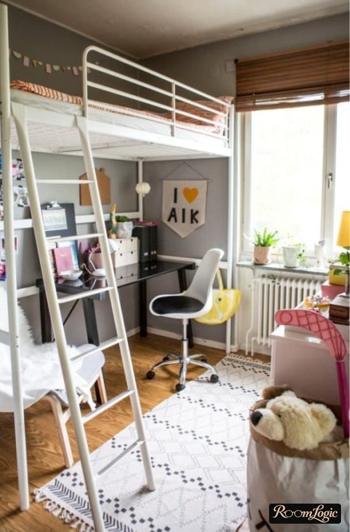 bed-chattel with staircase in kids’ room