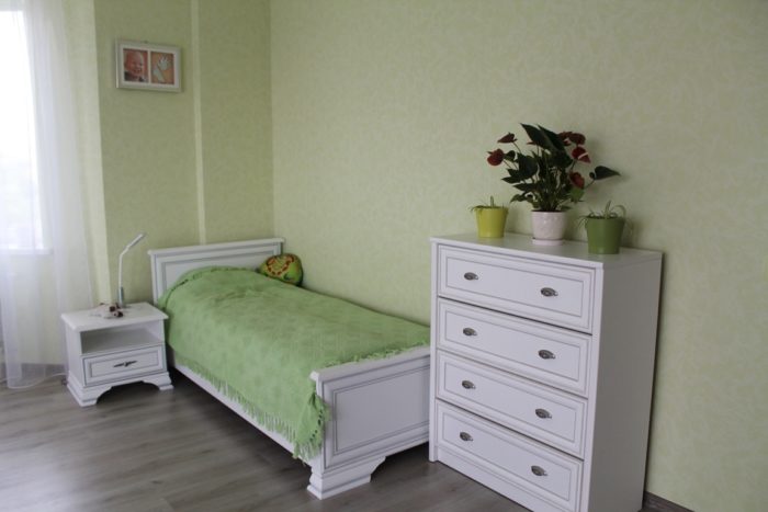 bed with nightstand for kids' room for two