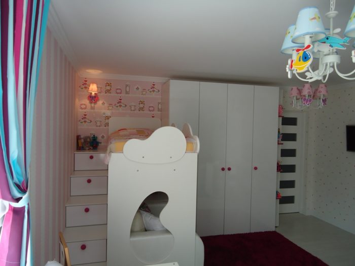 bed with stairs for kids' room for two people