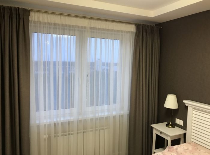 black walls and curtains in the bedroom