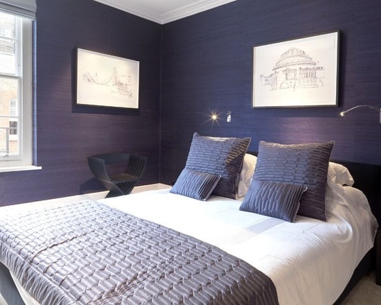 blue wallpaper in the bedroom
