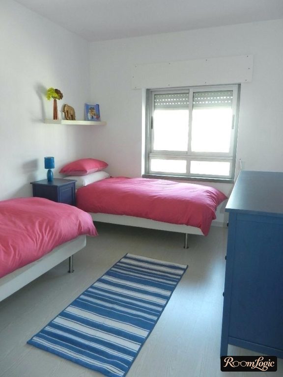 boys' room in light tones
