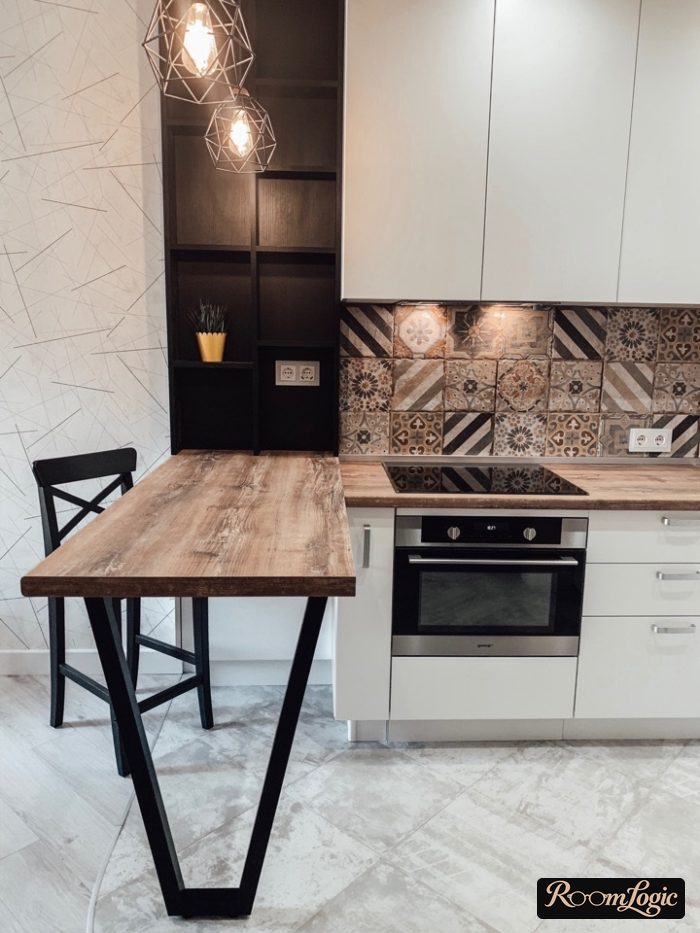 breakfast bar in a modern corner kitchen