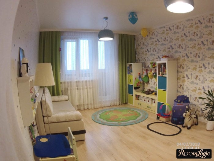Budget renovation in the kids' room with wallpaper