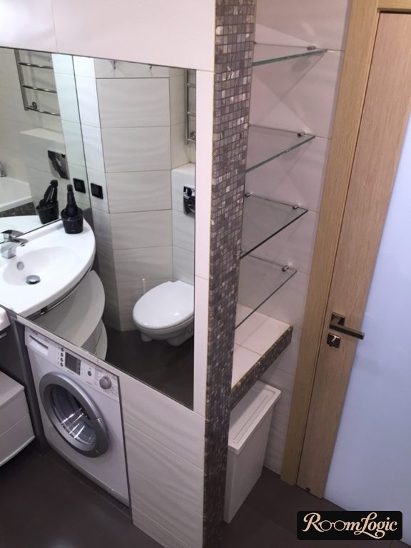 built-in washer in a niche