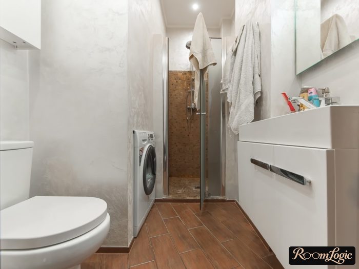 built-in washer in a niche