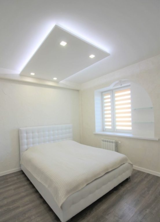 ceiling with led lighting in bedroom