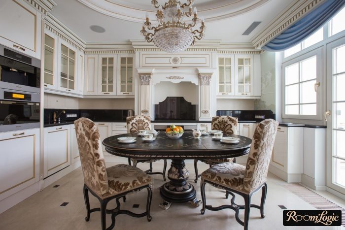 classic kitchen with dining group