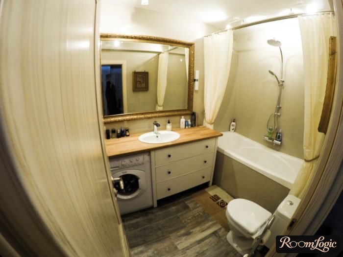 classical bathroom in scandi style