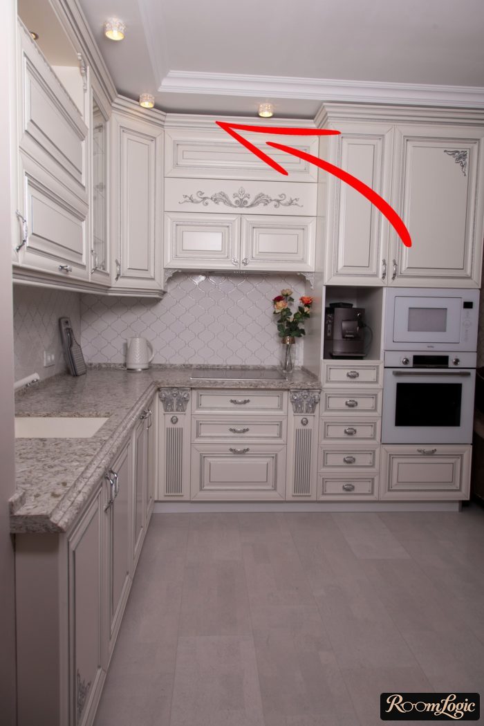 classical table for the kitchen