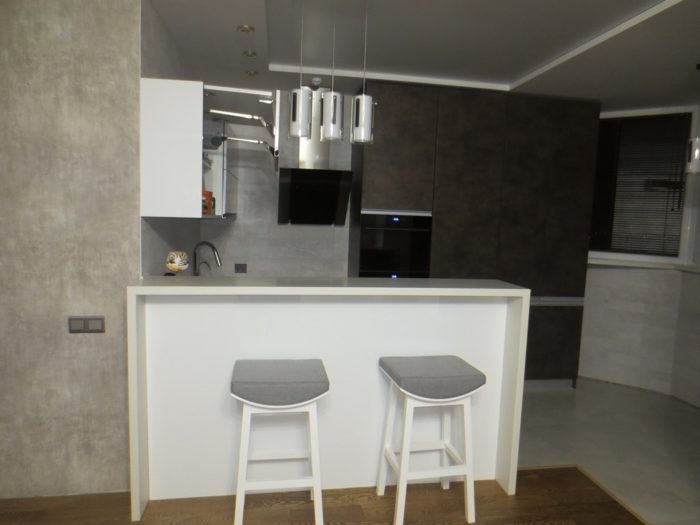 closed acrylic bar counter