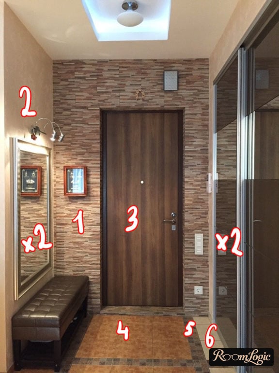 colors and textures of the small entryway