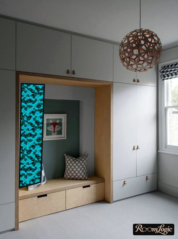 combination of gray and wood in furniture for a small hallway