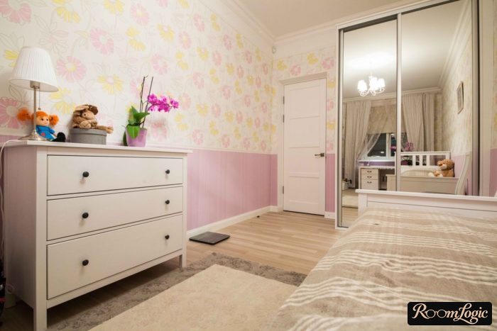 pink and yellow combination in girls' room