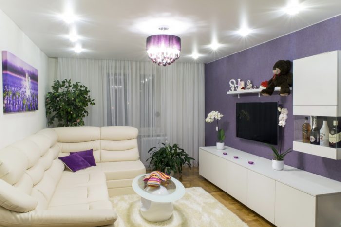 combination of purple and white wallpaper in the interior