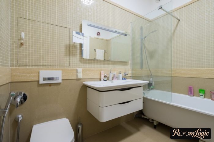 combination of tile in small room