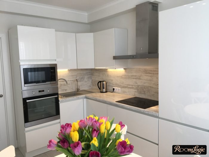 corner kitchen 130 square feet design