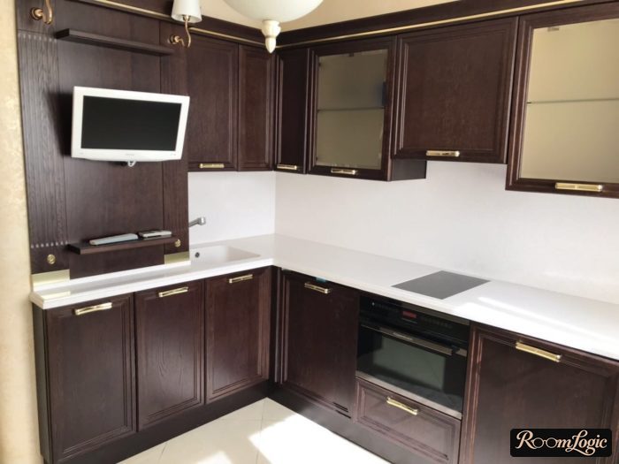 corner kitchen in classic style
