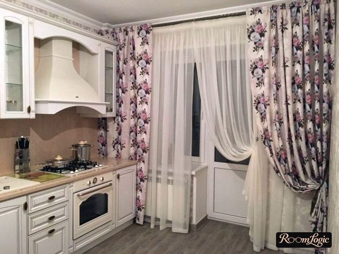 curtains with colors in a kitchen with a balcony door in provence style