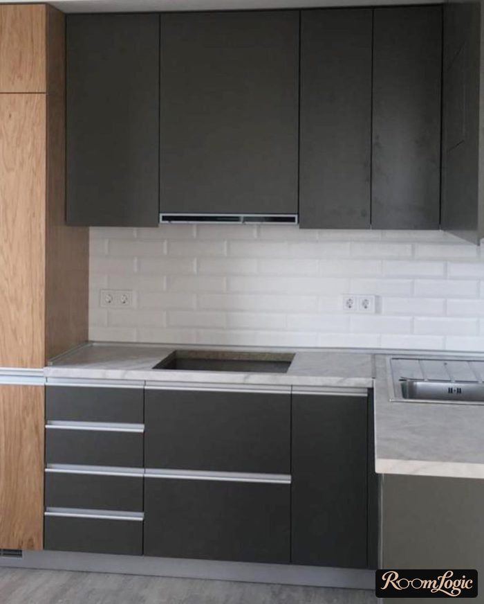 design of a 100 square feet kitchen in a panel house