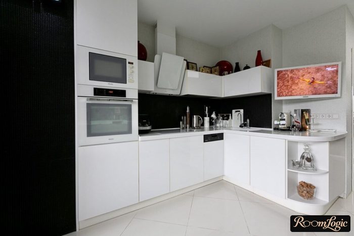 design of a small corner kitchen