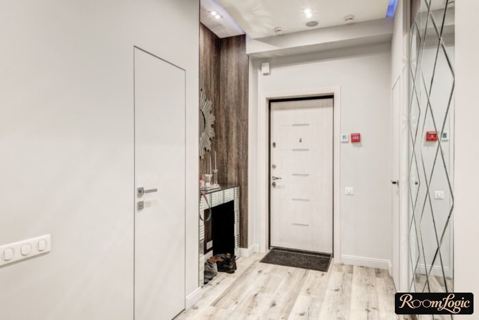 design of a small entryway in light tones in a modern style