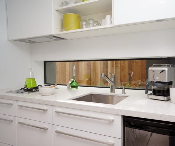 design of a small light kitchen