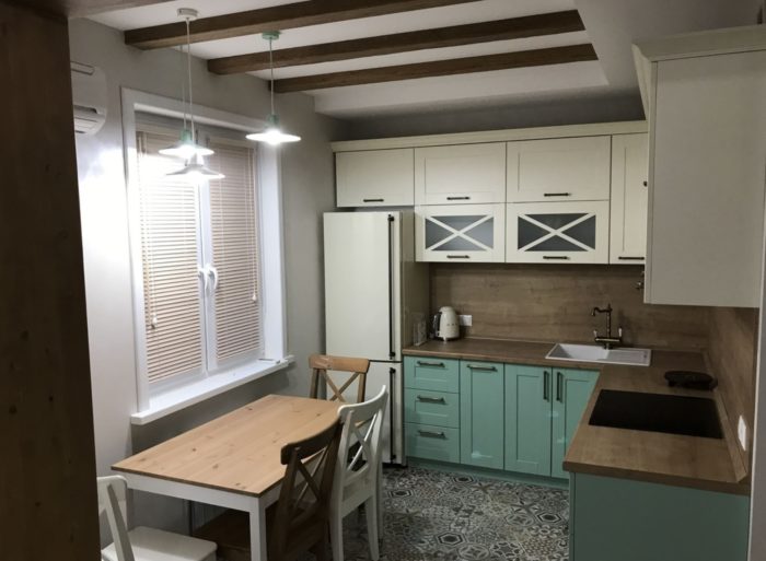 design of ceiling with wooden beams