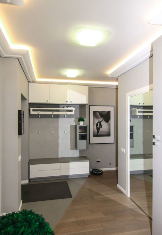 entryway with modern classic design
