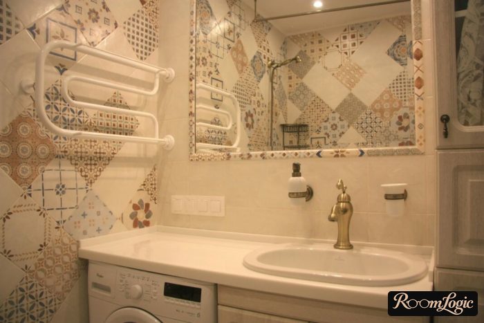 fashionable design of small bathroom in apartment
