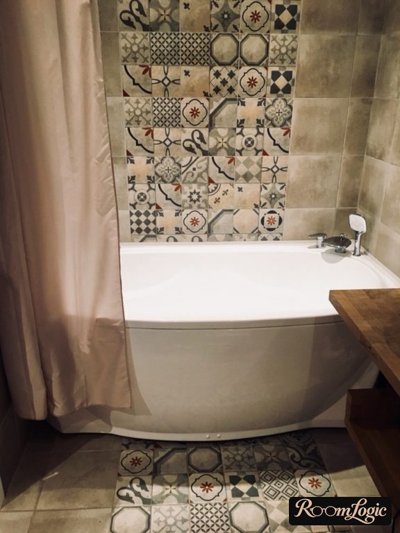 fashionable patchwork tile design