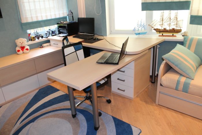 foldable table for two children