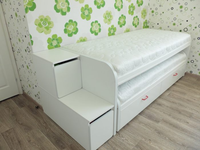 folding bed for two children