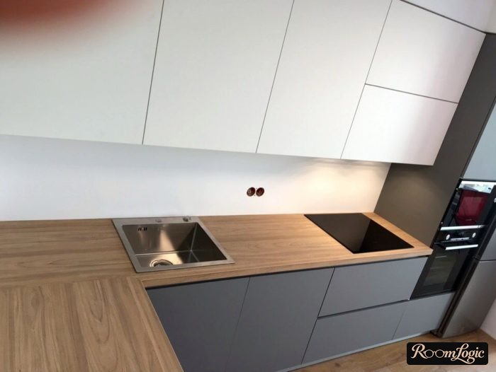 furniture arrangement on 130 square feet kitchen