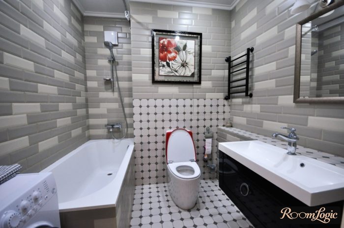 glossy brick tiles in the bathroom