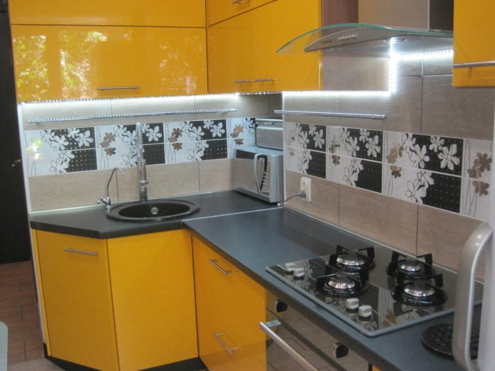 Glossy orange kitchen