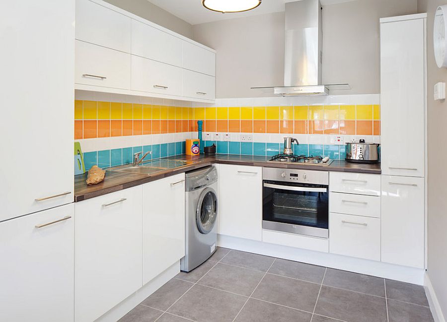 Glossy square tile in the kitchen