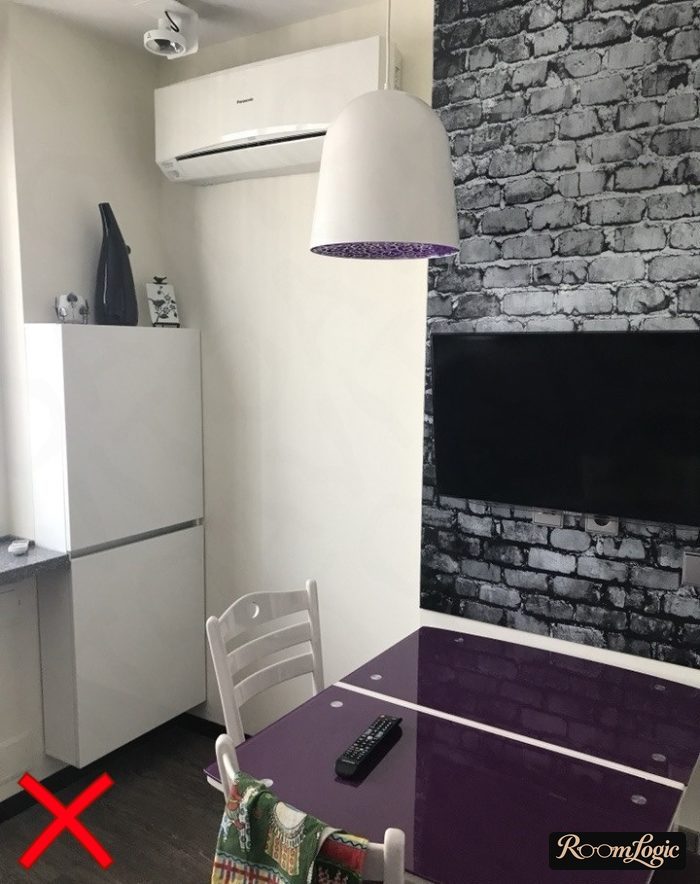 gray brick wallpaper on the kitchen