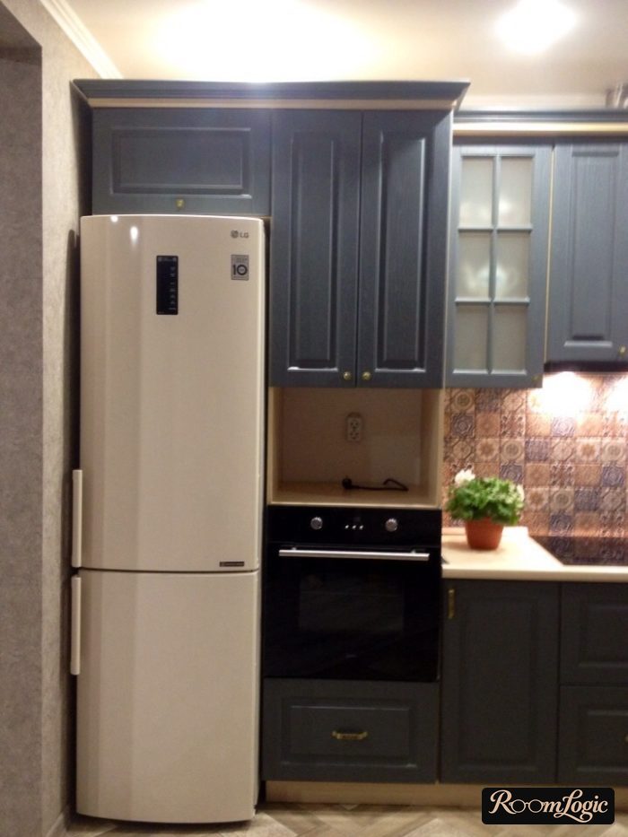 gray kitchen in neoclassical style