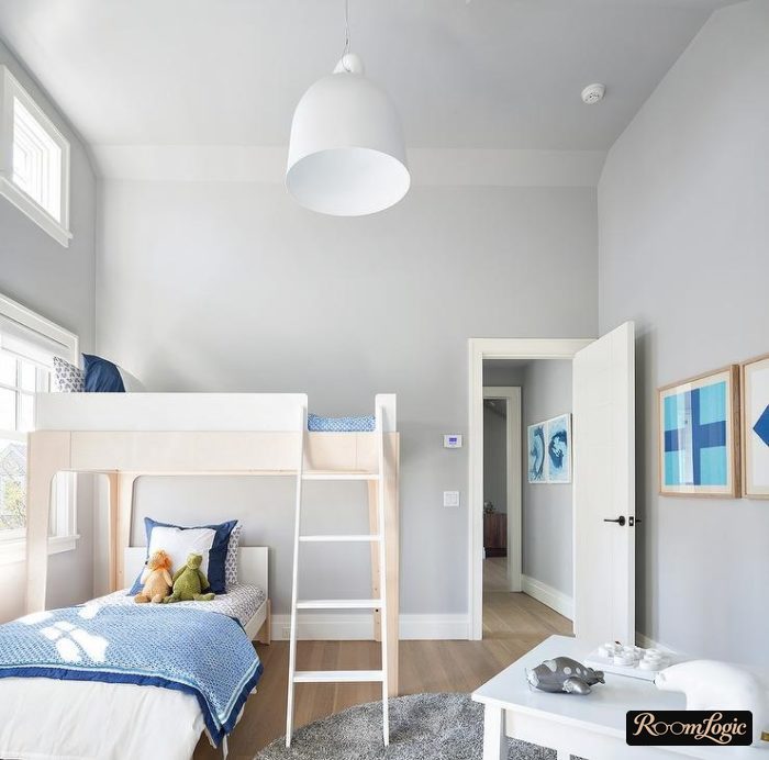 Gray wallpaper and loft bed for boys in the kids’ room