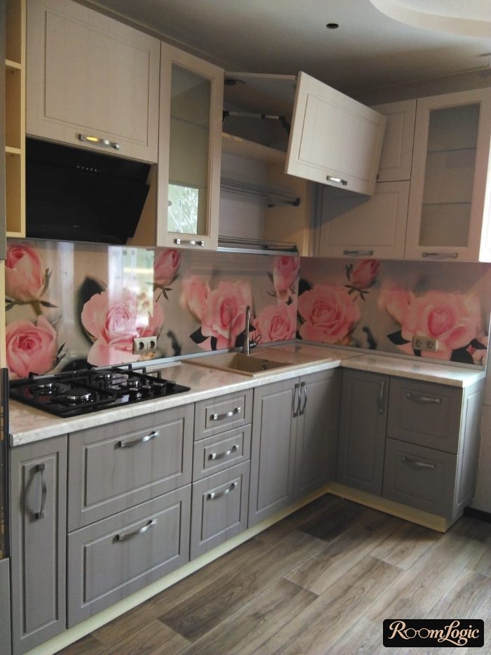 gray walls on the kitchen