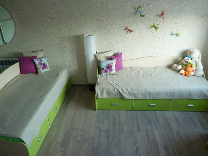green furniture in kids' room