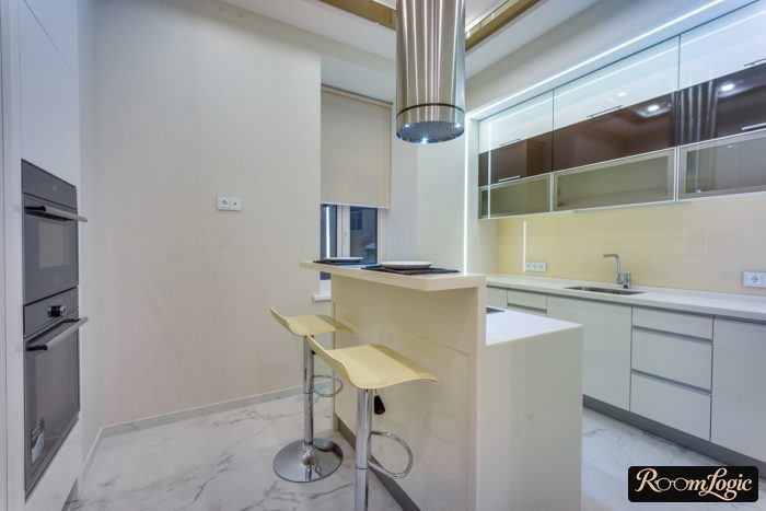 high-tech kitchen with breakfast bar