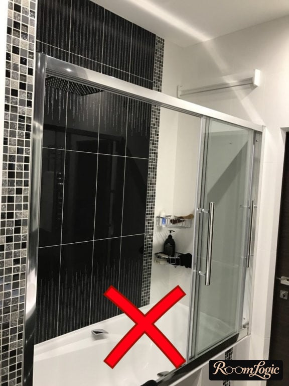 Incorrect tile for designing a small bathroom